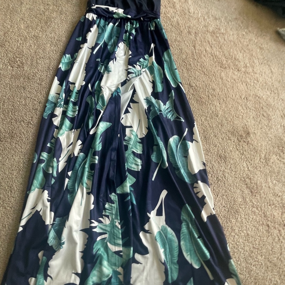 Tropical Leaf Print Maxi Dress